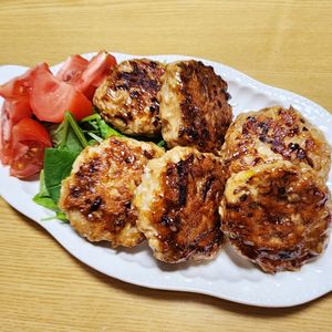 ナムディの作ってみた!投稿(節約のつもりが大絶賛！鶏ともやしのマヨポンつくね)