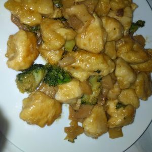 たぬきパパの作ってみた!投稿(【鶏肉とブロッコリーのガリバタチキン】ごはんがモリモリ進む♡)