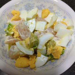 さこ　マロ美の作ってみた!投稿(2Stepの簡単サラダ♩えびとアボカドのわさびマヨ和え)
