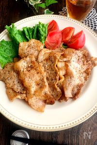 【豚肉あったら‼】黒こしょうたっぷり豚の照り焼き