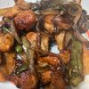 ゆうこすの作ってみた!投稿(胸肉柔らか♪鶏胸肉とピーマン・玉ねぎの黒胡椒甘酢炒め)