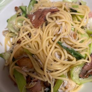 1015810の作ってみた!投稿(菜の花としらすとベーコンのオイルパスタ)