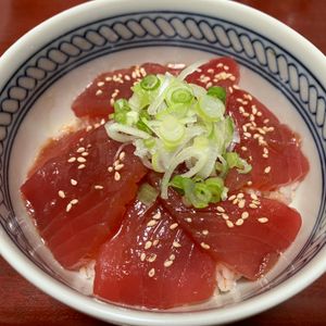 りんごの作ってみた!投稿(混ぜて漬けるだけ！「とろ旨漬けマグロ丼」お店の味を5分で♪)