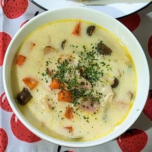 かおちゃんの作ってみた!投稿(きのことベーコンのチャウダー)
