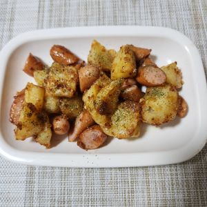 とももの作ってみた!投稿(ワンパン10分！【ソーセージとポテトのハニーマスタード炒め】)