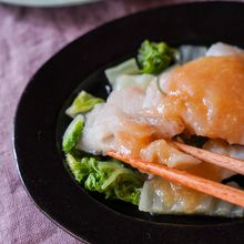 うま味しょうがだれで♪白身魚と白菜のレンジ蒸し