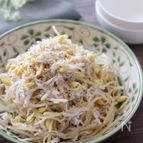 栄養たっぷりさっぱり副菜♡豆もやしとしらすのごまレモン和え
