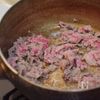 家庭料理の定番♡ホックホクの肉じゃがの工程1