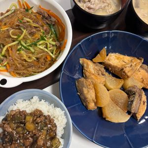 yの作ってみた!投稿(トロける旨さ！大人も子供もがっつく♡︎茄子そぼろ丼)