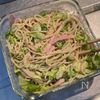 レンジでチンして和えるだけ！「レタスとハムのスパサラ」の工程3