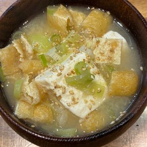 くだもの大好き🧡の作ってみた!投稿(ポカポカ！崩し豆腐とねぎと油揚げの生姜味噌スープ)