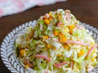 塩もみ不要！ポリ袋で簡単に作れるコールスロー