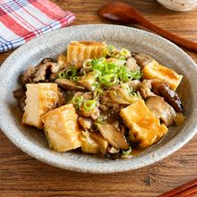 ごはんがすすむ♪とろ〜りあんの【豚こまと厚揚げの中華煮】