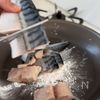 【子供も食べやすい！】甘酢サバおろしの工程1