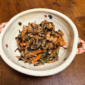 1048056の作ってみた!投稿(ご飯おかわり必須！ひじきとお野菜の味染み鯖味噌煮)