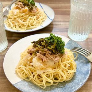 のりのり🐾🎀🤍の作ってみた!投稿(茹でた麺にのせるだけ！簡単美味しい！ツナと高菜のおろしパスタ)