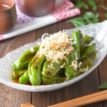 【ししとうの焼き浸し】焼いて浸すだけで夏の絶品おかず
