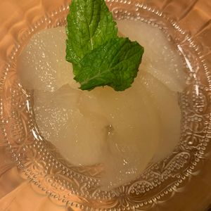 ぐ〜たら子の作ってみた!投稿(レンジで簡単！触感もおいし～♡和梨のコンポート・りんごでも)