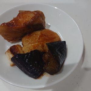 ちかちゃんの作ってみた!投稿(【ぶりのにんにく醤油照り焼き】美味しすぎる魚レシピ♪)