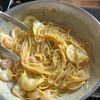 ワンパン!エビのレモンクリームパスタの工程3