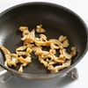 ゴーヤと鶏皮のカレー炒めの工程2