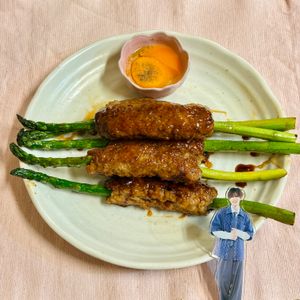 すみの作ってみた!投稿(【食べ応え◎アスパラの甘辛豚つくね】ご飯が進む味！)