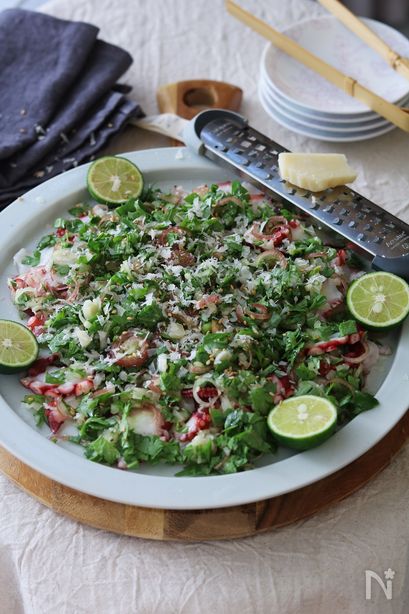 タコと春菊の和風カルパッチョ。