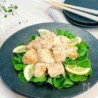 2ステップで【簡単】レモンマヨソースが旨い！サーモンマヨ