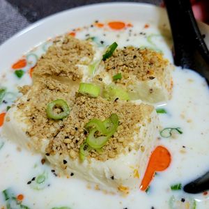 ヴェルの作ってみた!投稿(5分で完成！【豆腐の冷やし豆乳担々スープ】混ぜるだけ♩)