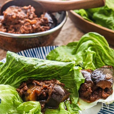 【キーマカレーのレタス包み】おかずやおつまみに最高です！