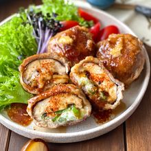 旨み濃厚♪まるごと椎茸のチーズイン肉巻き