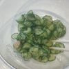 食べやすさ抜群！酸っぱすぎない【きゅうりと大葉の酢の物】の工程1