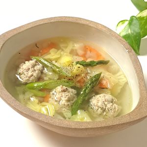 とのちゃまの作ってみた!投稿(【食べ応え抜群でおかずにもなる！】春のミネストローネ)