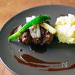 豚肉の低温ロースト、さつまいものマッシュポテト添え。
