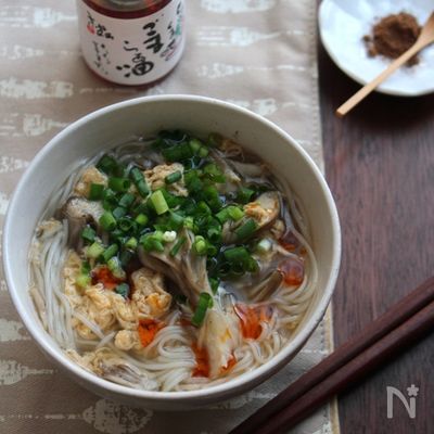 ピリ辛きのこのかき玉温麺