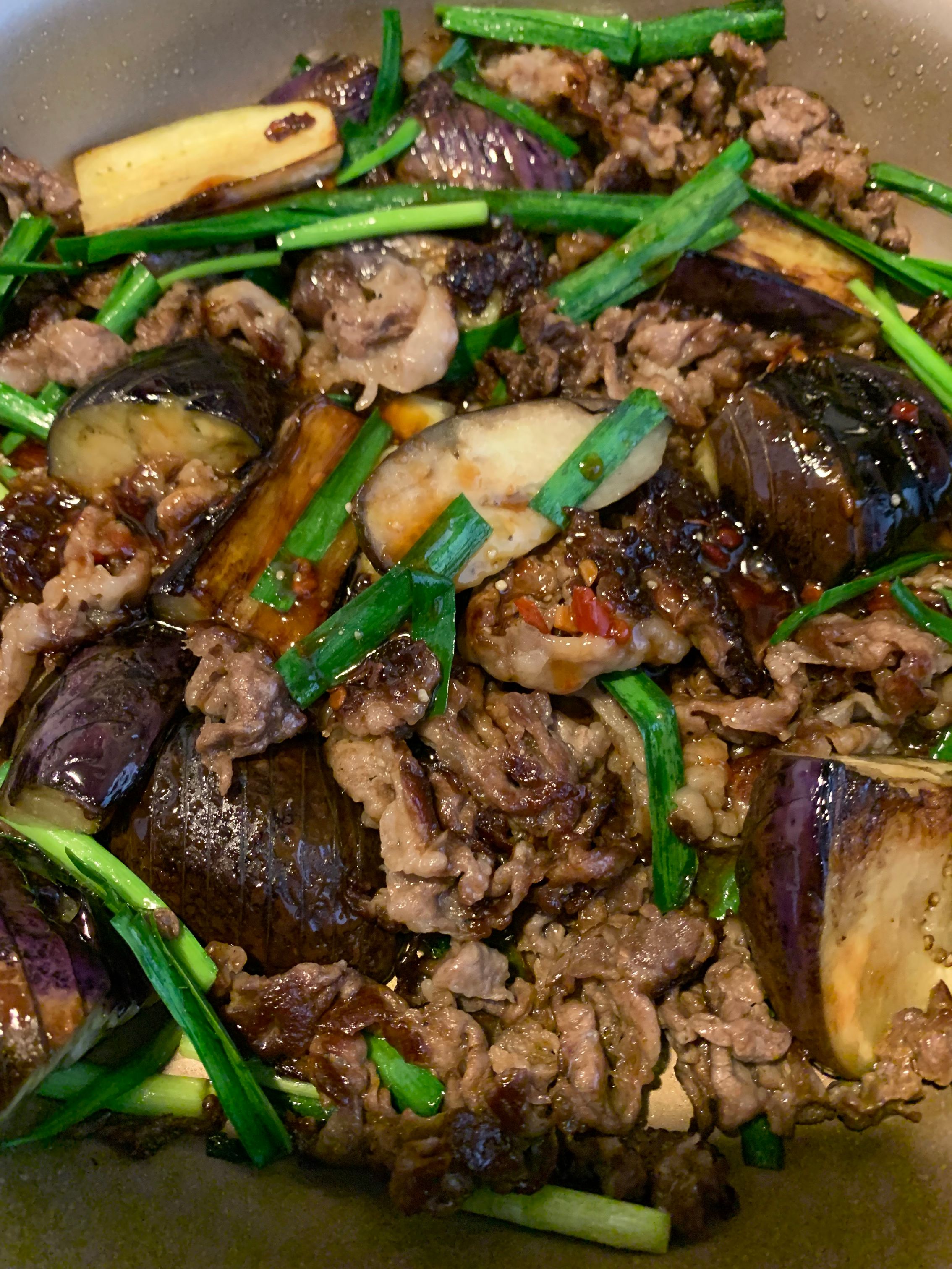 ご飯が進む‼︎『茄子と牛こまのオイスター炒め』丼にも♪ | レシピ