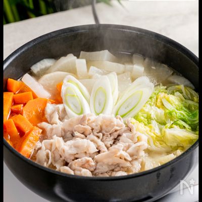 調味料は2つ。作り方1つで究極の豚バラ鍋