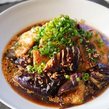 『鮭と茄子の胡麻南蛮』ご飯もお酒も進む！簡単魚料理♡