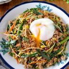 ごはんがすすむ！豆もやしとニラの担々炒め