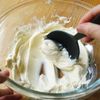砂糖なし、混ぜて焼くだけ絶品！【甘酒バスクチーズケーキ】の工程1