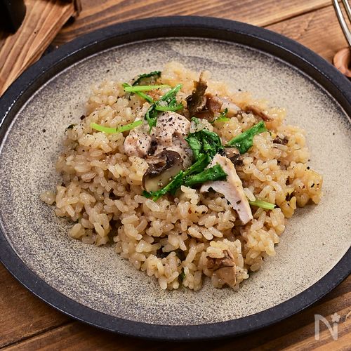洋風おこわ「ポルチーニ洋風鶏おこわ釜飯」