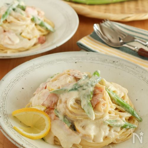 アスパラガスのレモンクリームパスタ