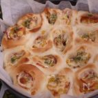 蜂蜜入りのふんわり生地で作る『チーズとベーコンのちぎりパン』