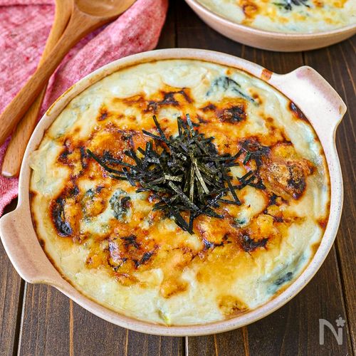【レンジで簡単♡ほうれん草とベーコンのお餅グラタン】