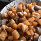 ごはんがすすむ！大根と豚バラのオイスターソース炒め煮