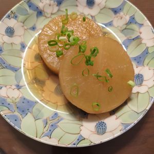 たりおの作ってみた!投稿(出汁が溢れる♪基本の【大根の煮物】)