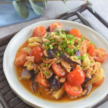 レンジで簡単　なすとトマトとツナの中華風マリネ