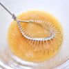 混ぜて焼くだけ♪いちごとクリームチーズの米粉マフィンの工程1