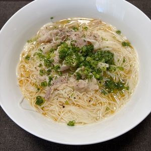 まさの作ってみた!投稿(ぶっかけ豚ネギ塩そうめん＃包丁不要＃やみつき)