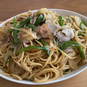 みぃの作ってみた!投稿(【豚焼肉のワンパンパスタ】安い、簡単、ガツンと旨い!!)
